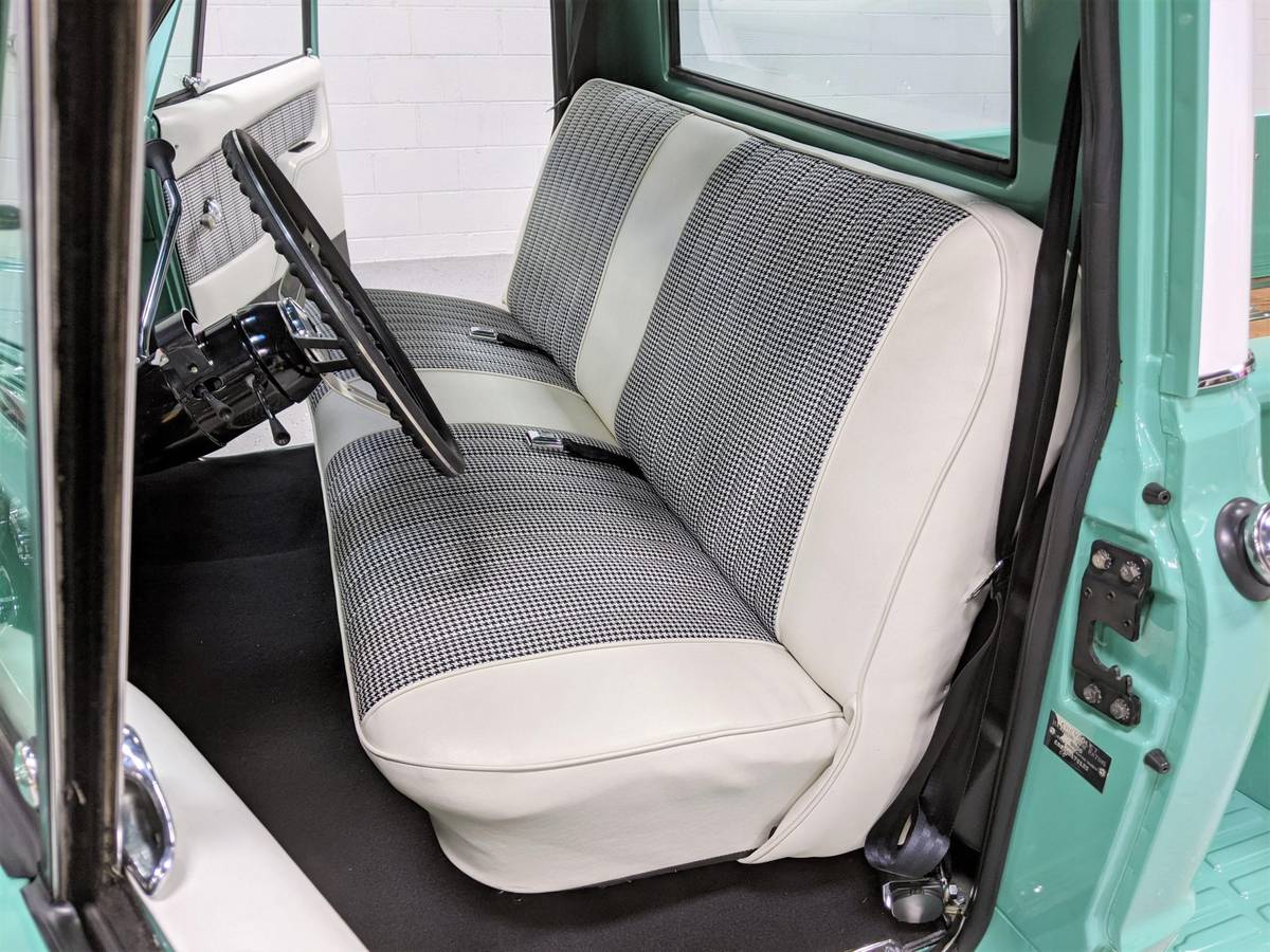 Chevrolet-C10-1967-green-7