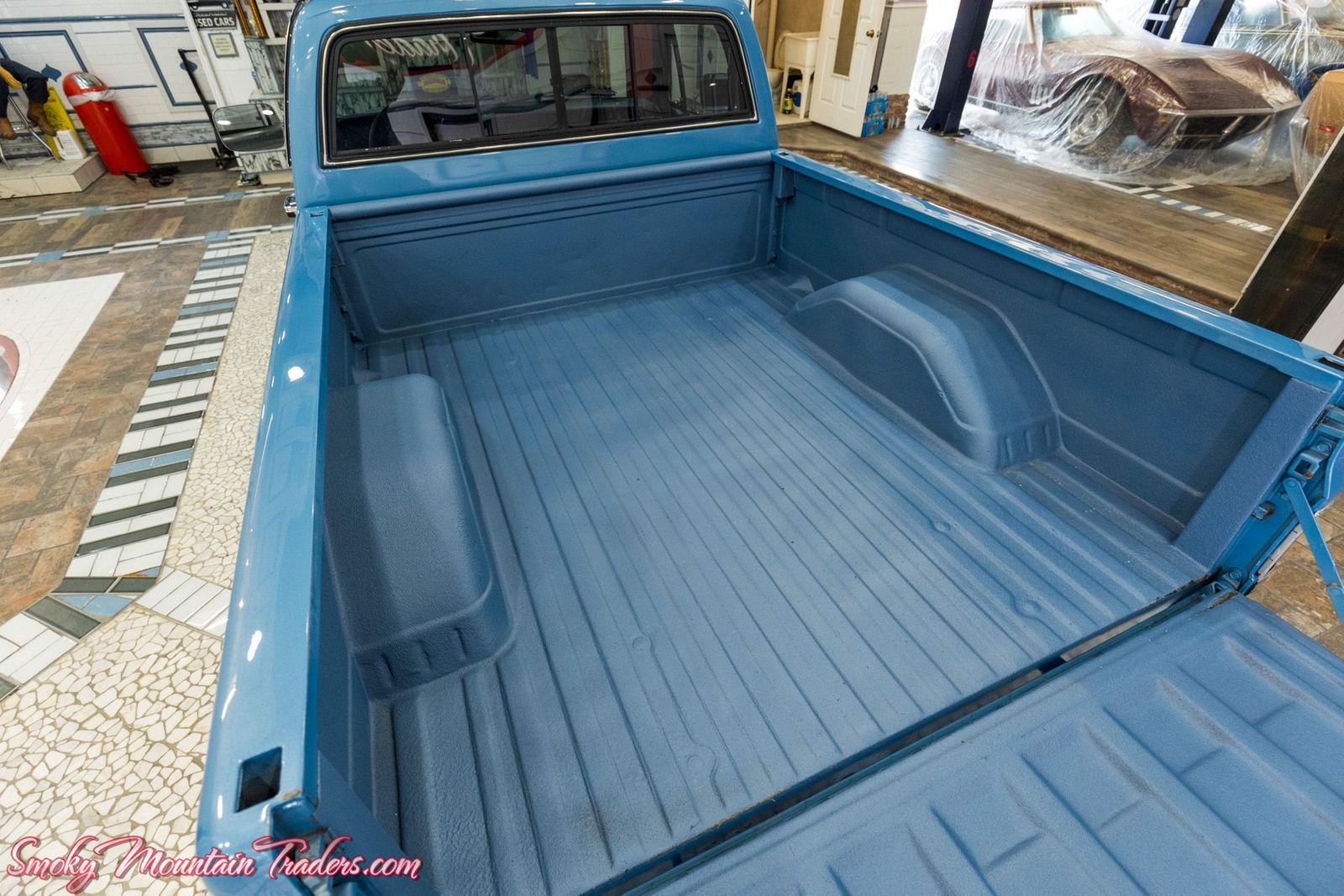 Chevrolet-C10-1984-27