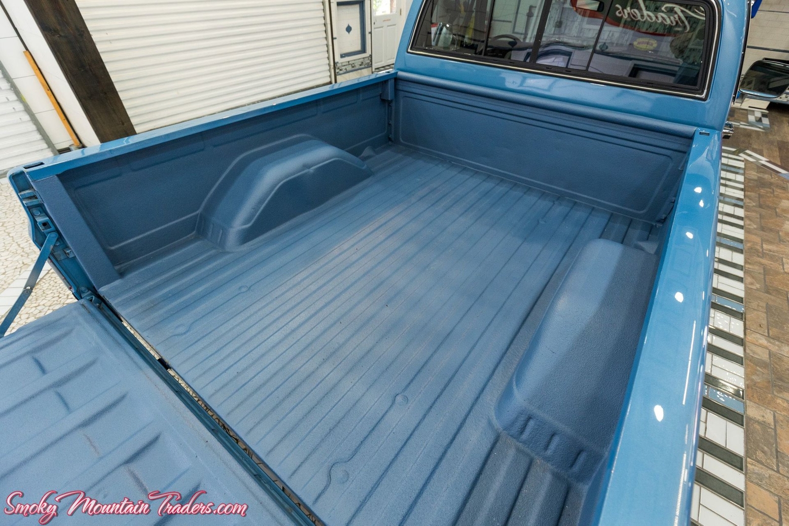 Chevrolet-C10-1984-29