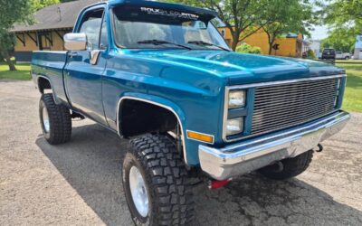 Chevrolet C10  1985 green
