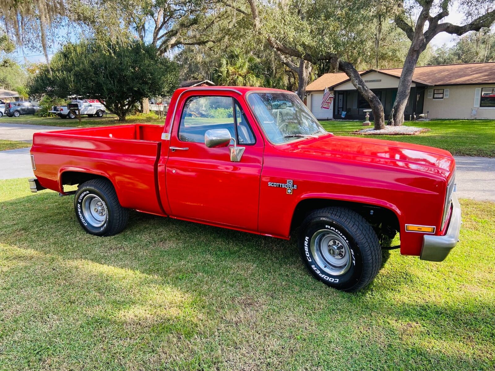 Chevrolet-C10-Scottsdale-1984-Short-Bed-1
