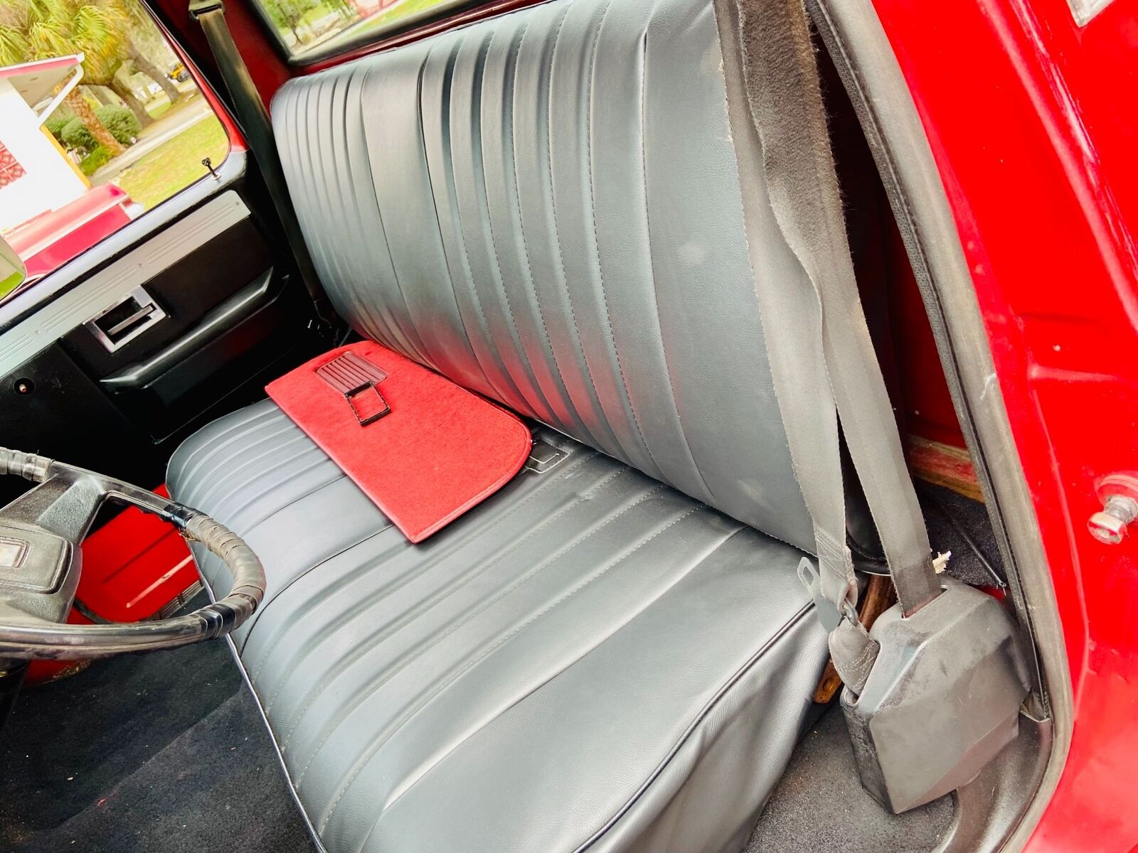 Chevrolet-C10-Scottsdale-1984-Short-Bed-15
