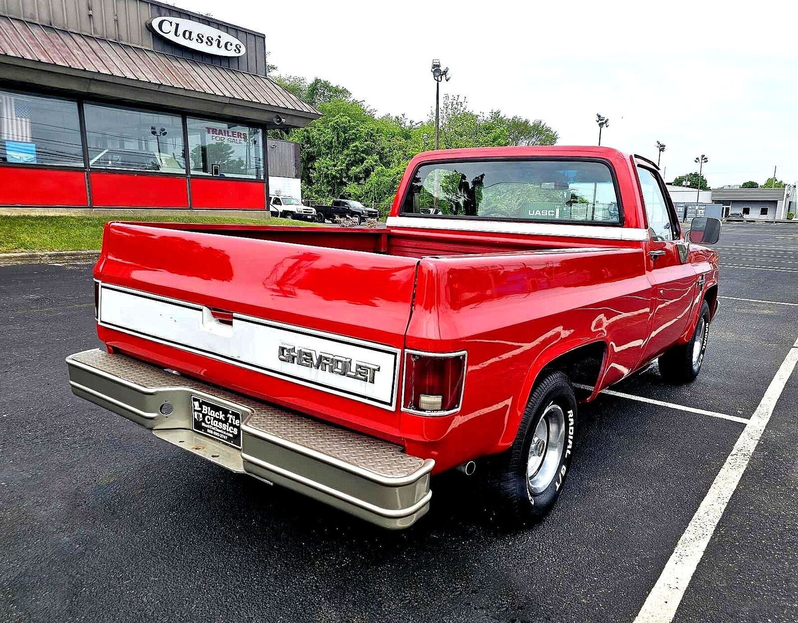 Chevrolet-C10-Scottsdale-1984-Short-Bed-18