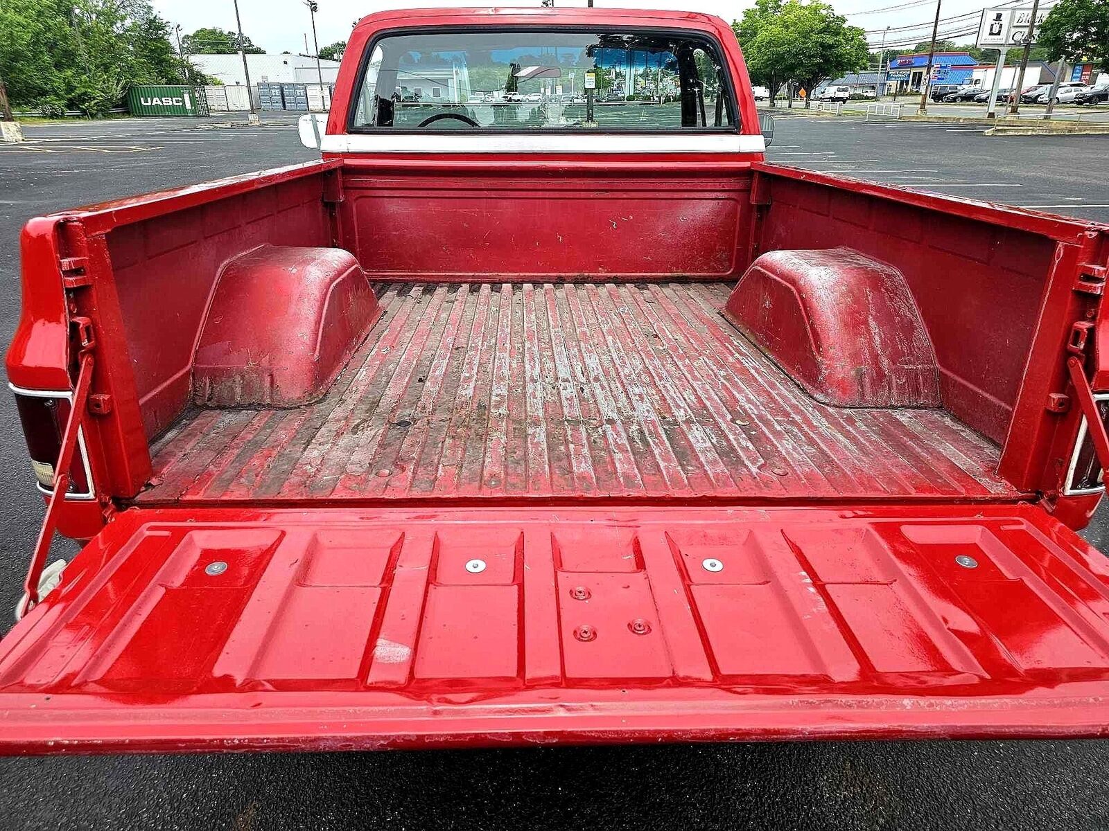 Chevrolet-C10-Scottsdale-1984-Short-Bed-20