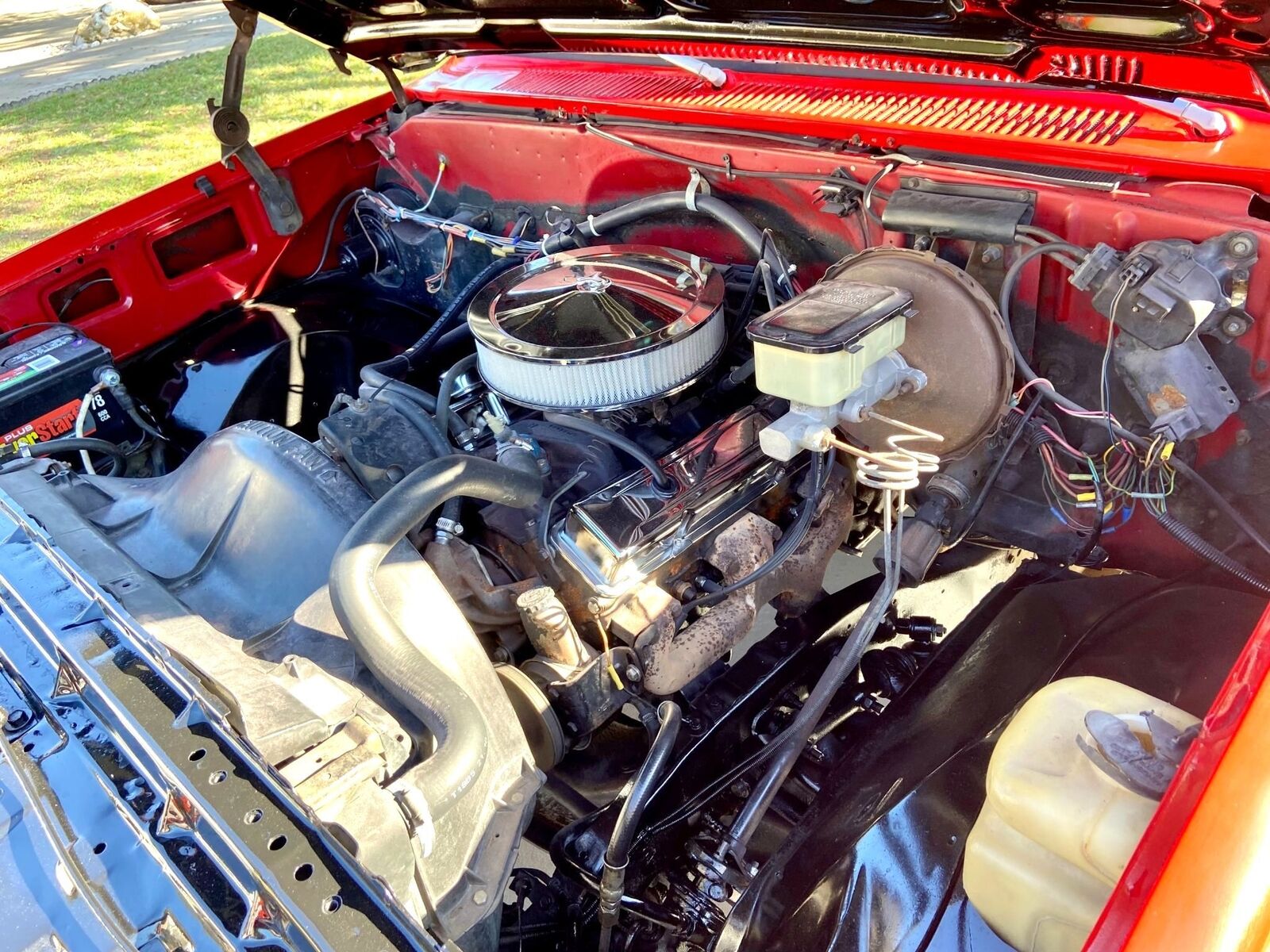 Chevrolet-C10-Scottsdale-1984-Short-Bed-22