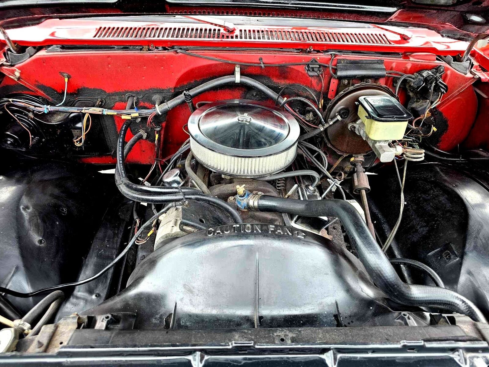 Chevrolet-C10-Scottsdale-1984-Short-Bed-23