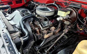 Chevrolet-C10-Scottsdale-1984-Short-Bed-24