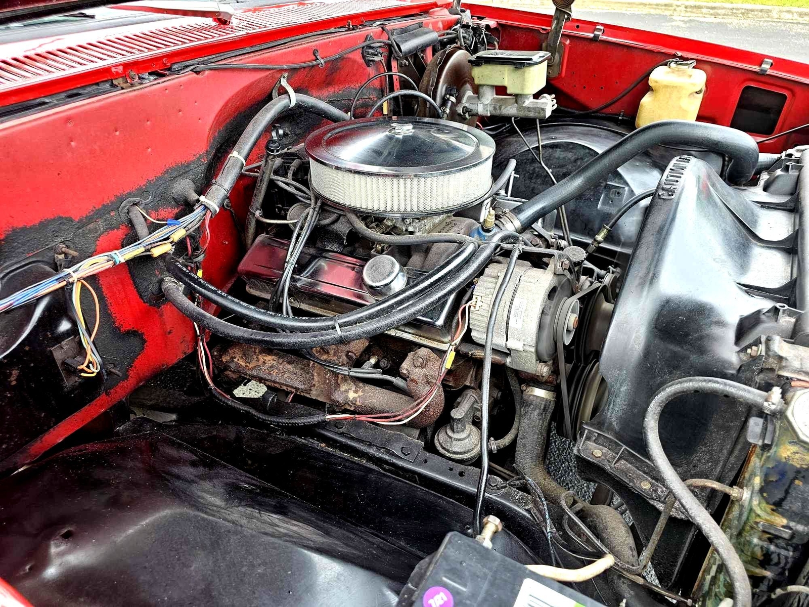 Chevrolet-C10-Scottsdale-1984-Short-Bed-25