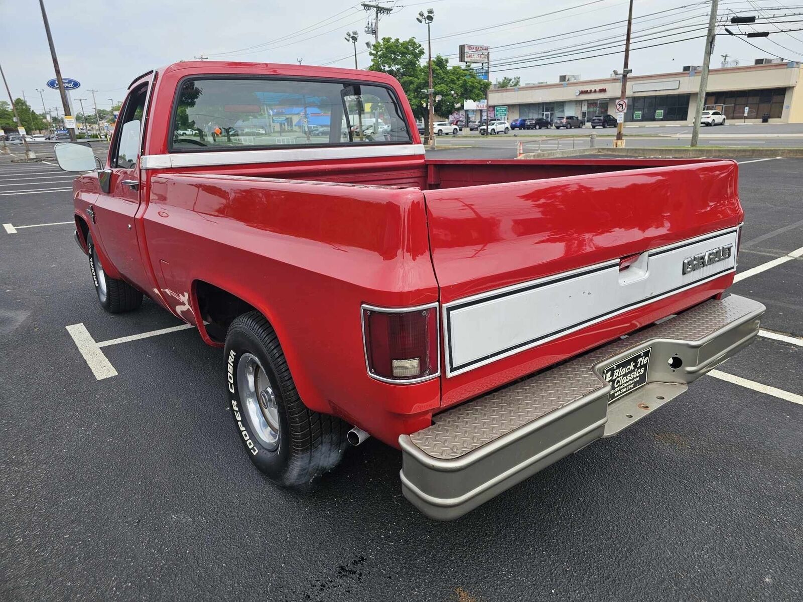 Chevrolet-C10-Scottsdale-1984-Short-Bed-6