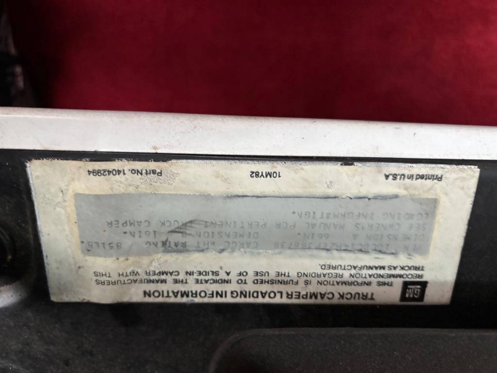 Chevrolet-C10-Silverado-SWB-cold-air-9000-just-spent-1984-13