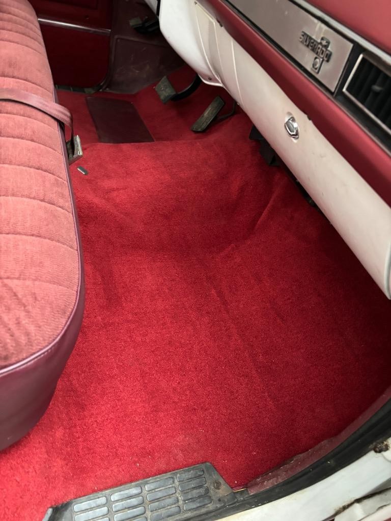 Chevrolet-C10-Silverado-SWB-cold-air-9000-just-spent-1984-17