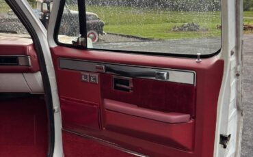 Chevrolet-C10-Silverado-SWB-cold-air-9000-just-spent-1984-19