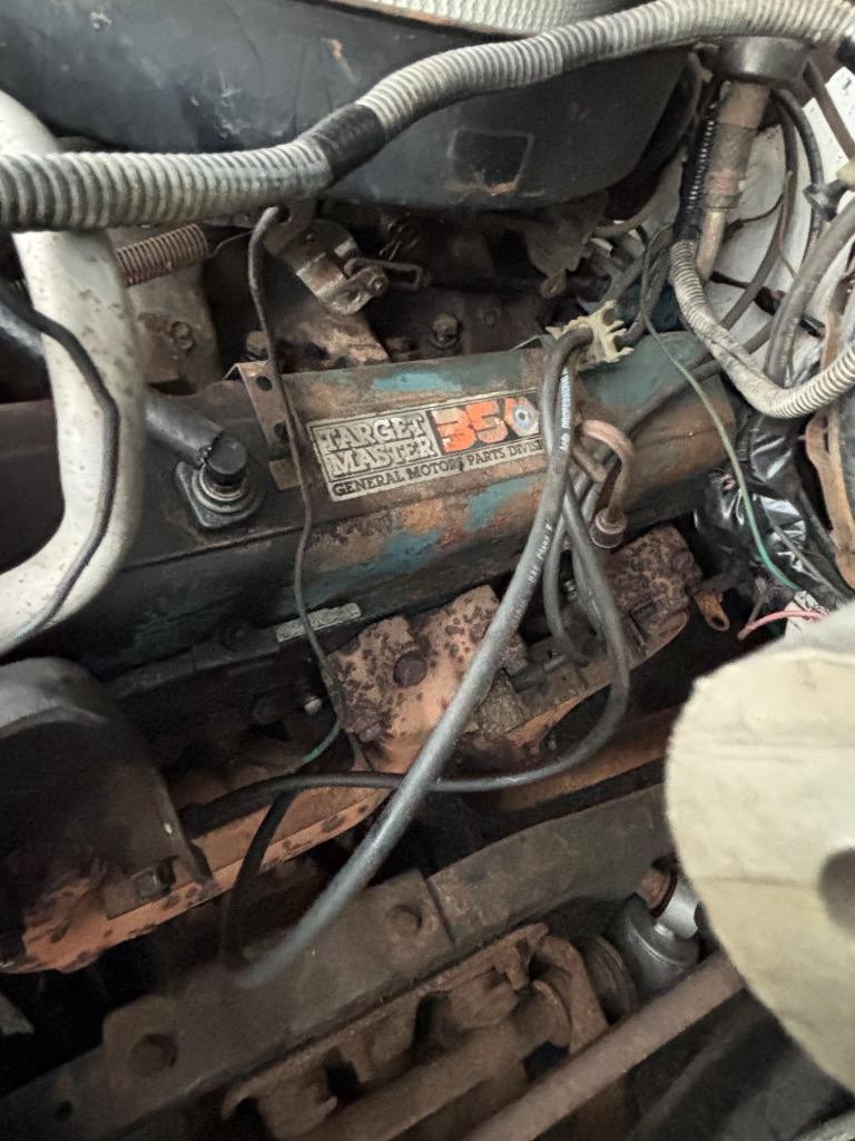 Chevrolet-C10-Silverado-SWB-cold-air-9000-just-spent-1984-24