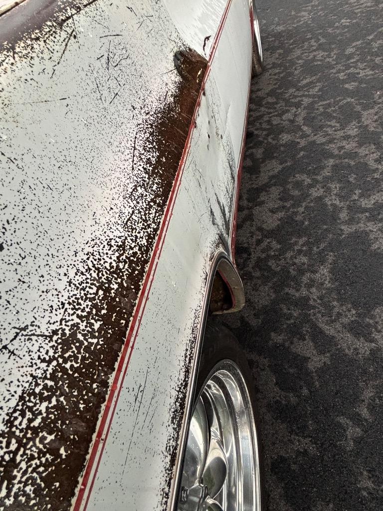 Chevrolet-C10-Silverado-SWB-cold-air-9000-just-spent-1984-31