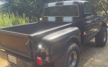 Chevrolet-C10-pickup-1968-black-1