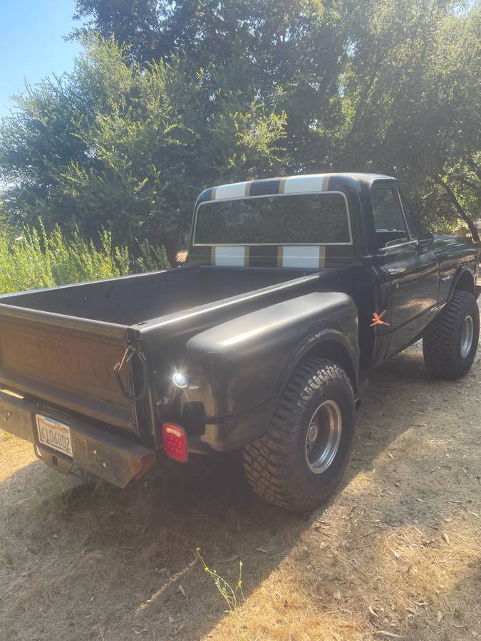 Chevrolet-C10-pickup-1968-black-1