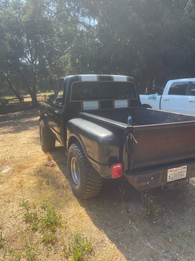 Chevrolet-C10-pickup-1968-black-2