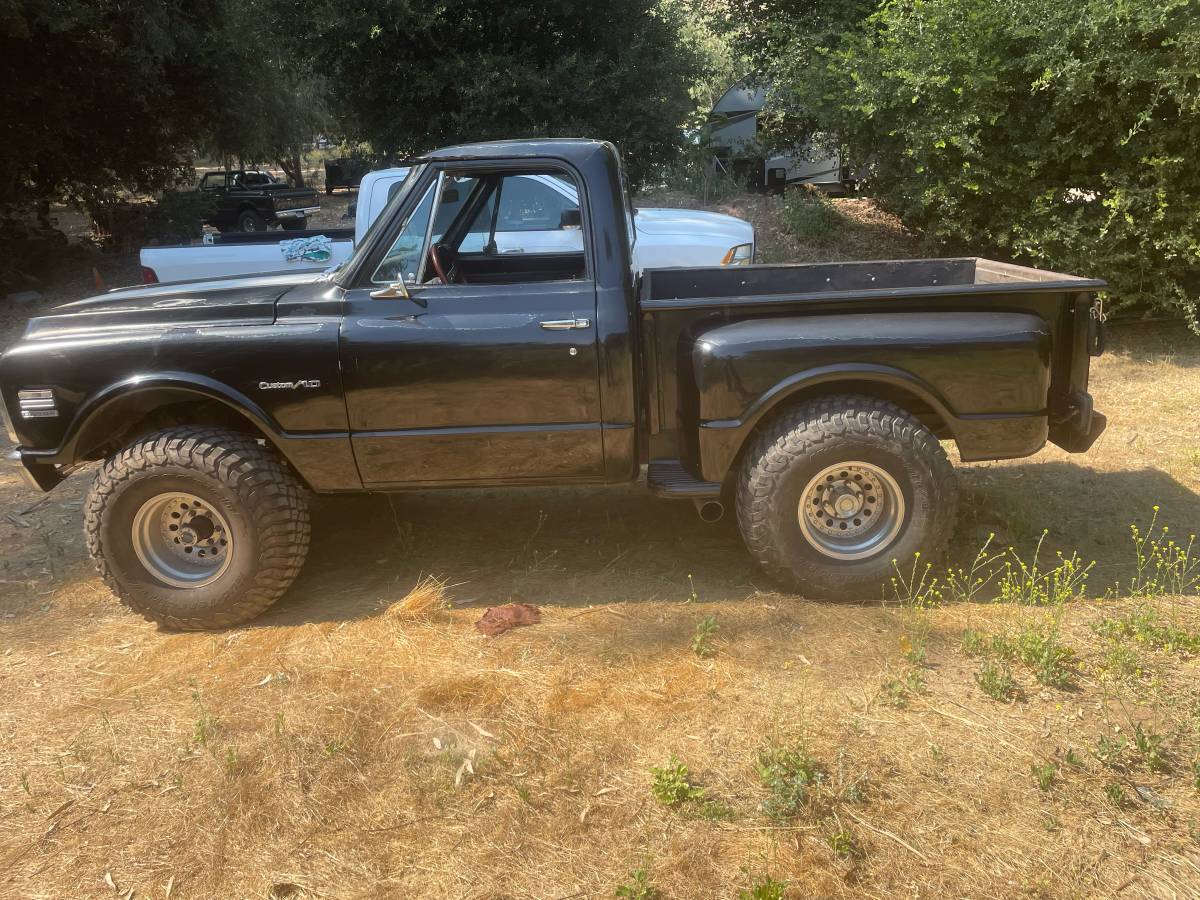 Chevrolet-C10-pickup-1968-black-3