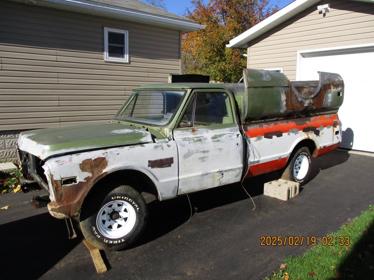 Chevrolet-C10-pickup-1970-green-2