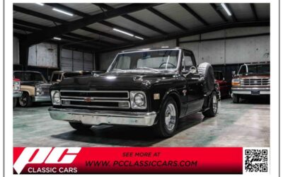 Chevrolet C10 step side  1968 black