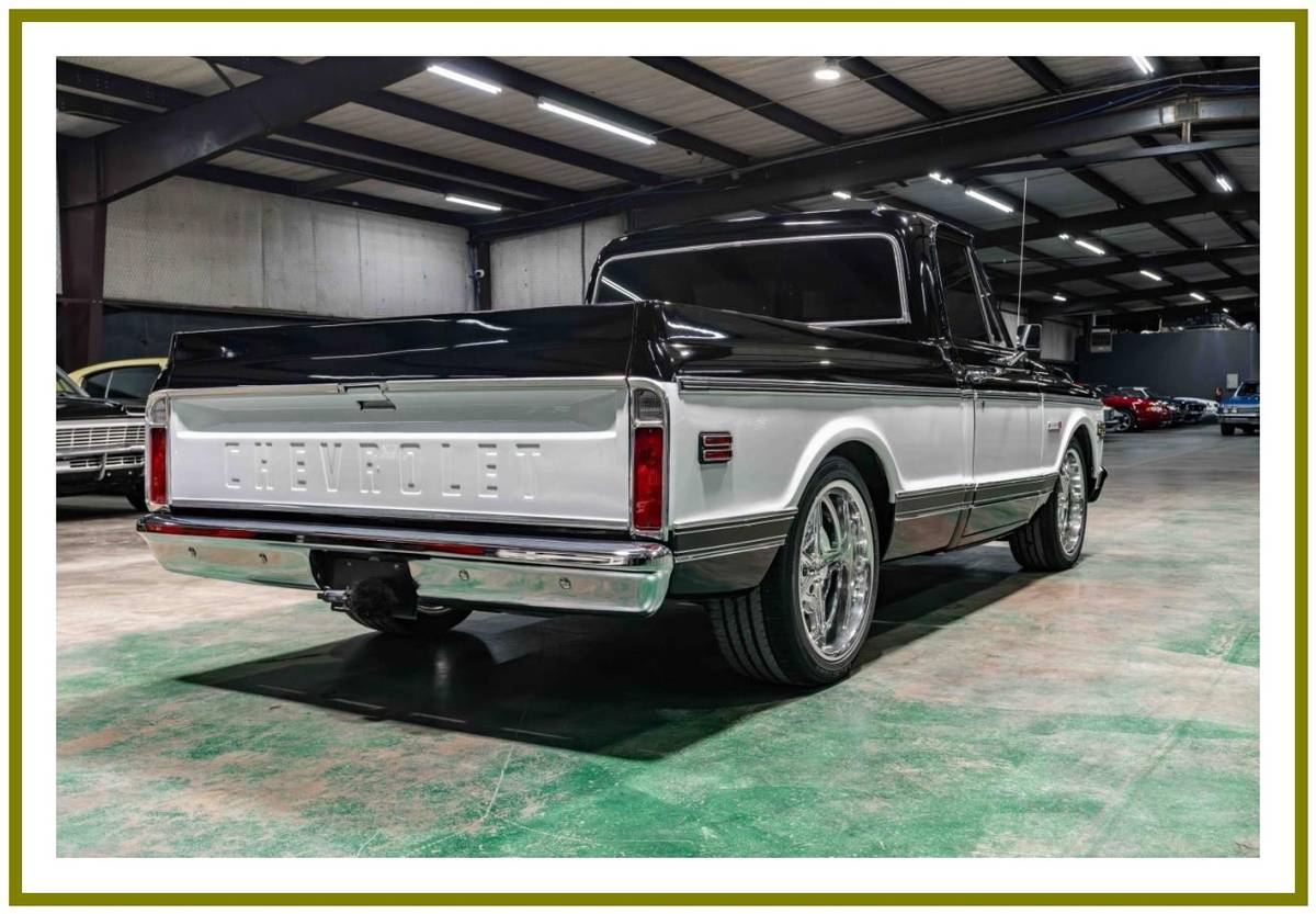 Chevrolet-C10-swb-1971-black-1