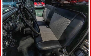 Chevrolet-C10-swb-1971-black-2