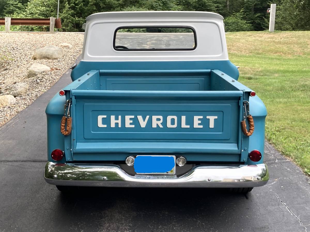 Chevrolet-C10-truck-1966-3