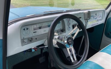 Chevrolet-C10-truck-1966-4