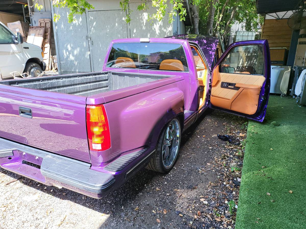 Chevrolet-C10-truck-1987-purple-16