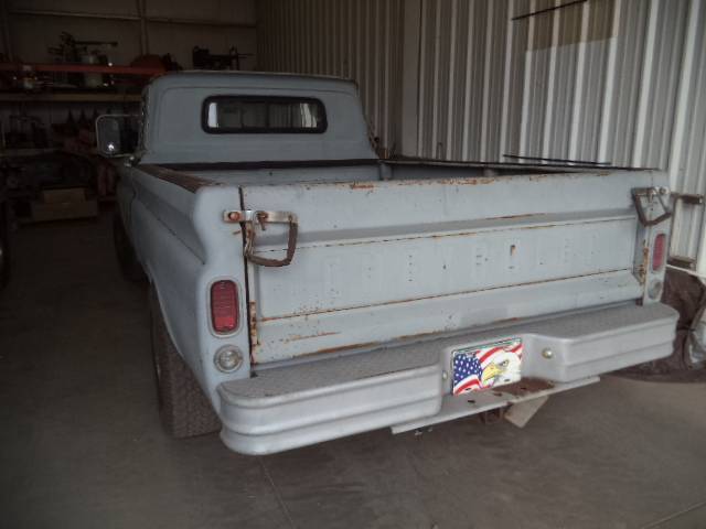 Chevrolet-C20-1966-grey-3