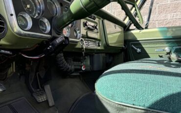 Chevrolet-C20-1972-green-5