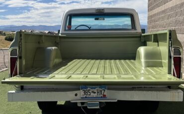 Chevrolet-C20-1972-green-9