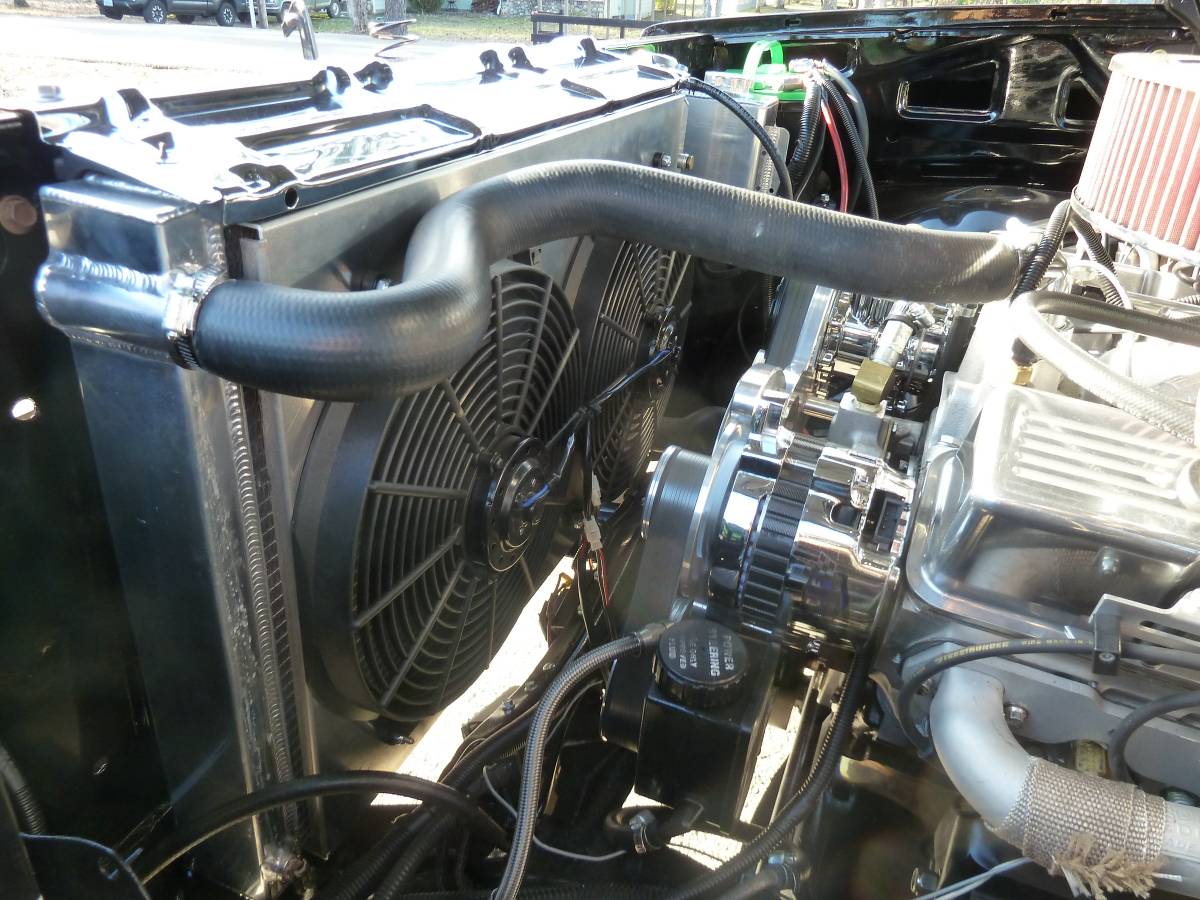 Chevrolet-C20-pickup-1976-blue-4