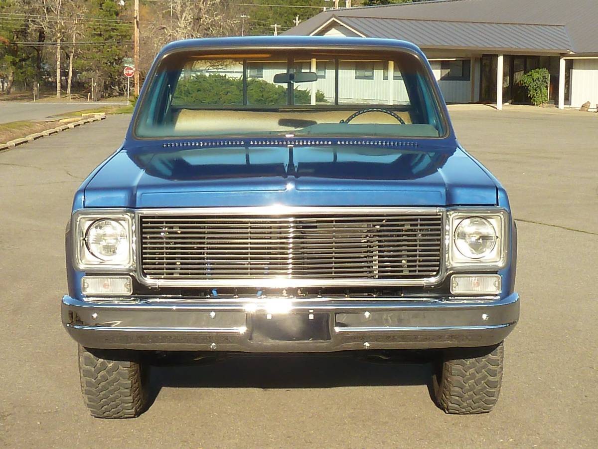 Chevrolet C20 pickup  1976 blue