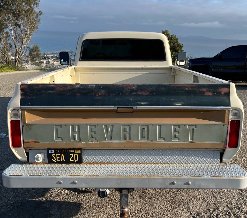 Chevrolet-C20-truck-1968-white-7