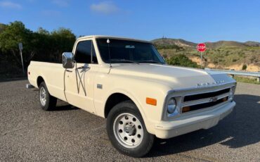 Chevrolet-C20-truck-1968-white-9