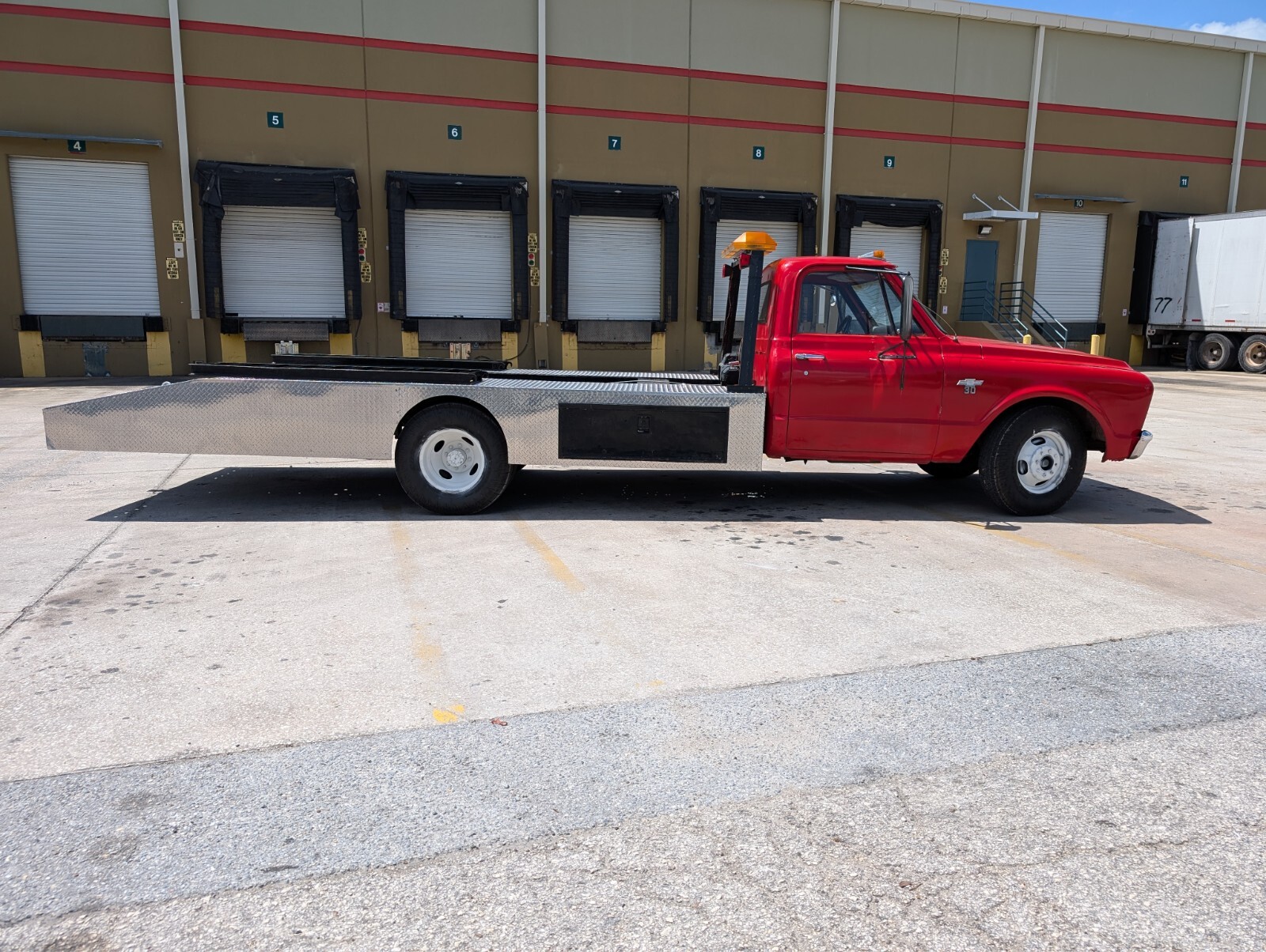 Chevrolet-C30-1967-Standard-Cab-Pickup-1