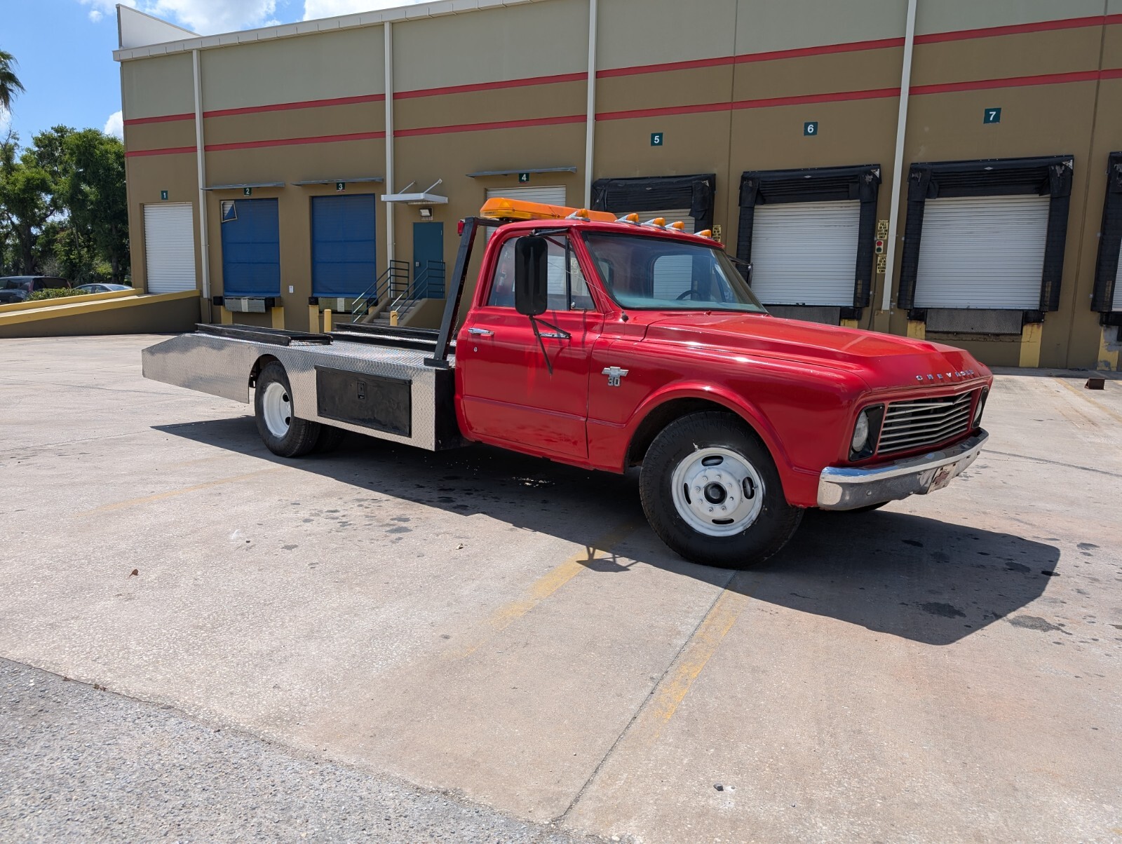 Chevrolet-C30-1967-Standard-Cab-Pickup