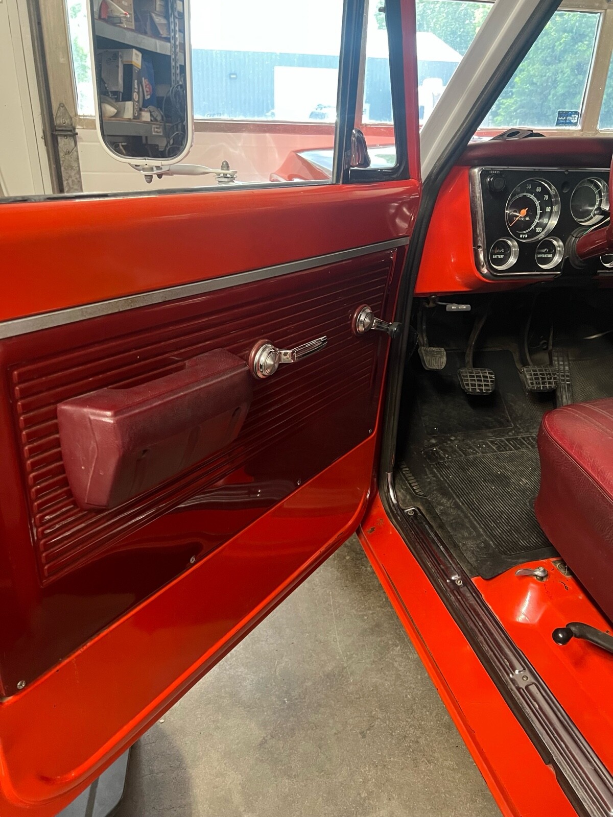 Chevrolet-C30K30-1969-25