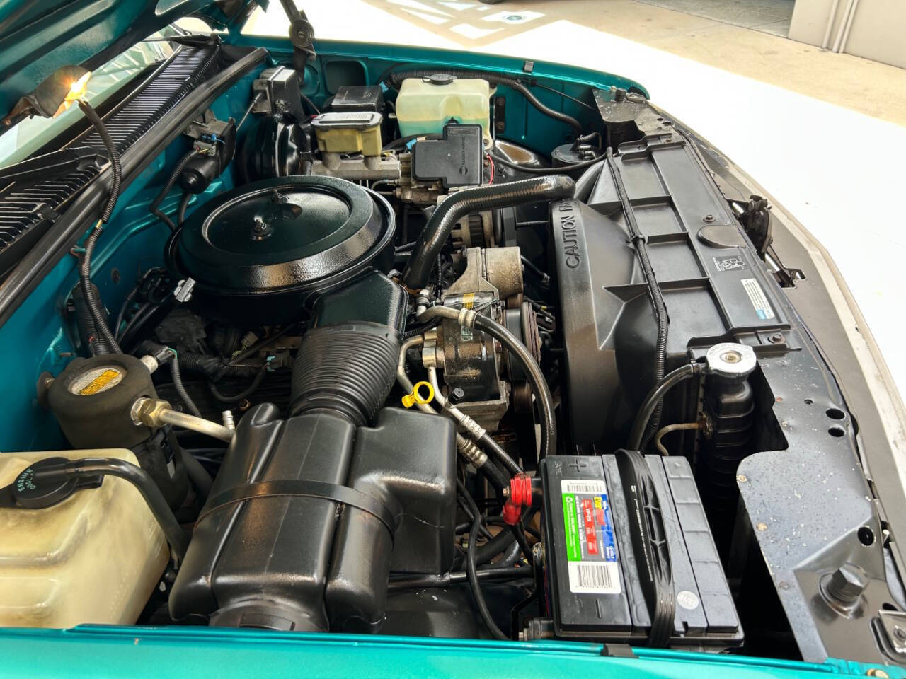 Chevrolet-CK-Pickup-1500-1995-Pickup-Truck-35