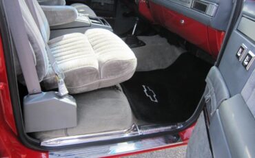 Chevrolet-CK-Pickup-3500-1984-Crew-Cab-Pickup-12