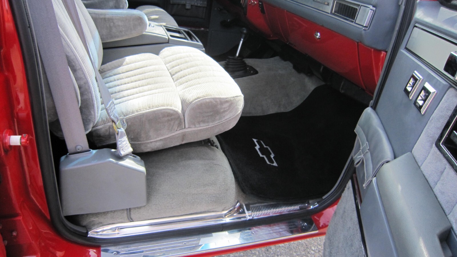 Chevrolet-CK-Pickup-3500-1984-Crew-Cab-Pickup-12