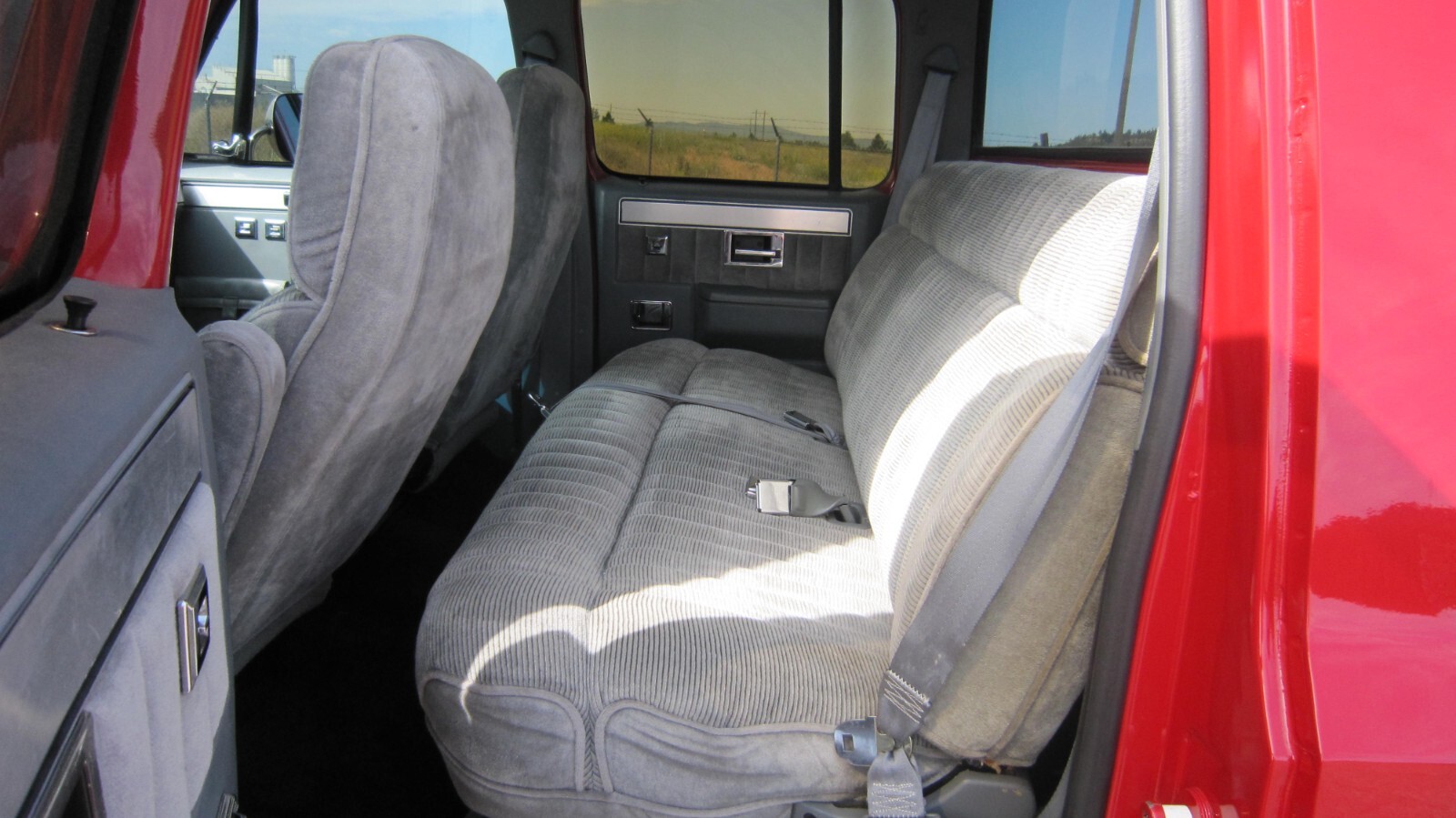 Chevrolet-CK-Pickup-3500-1984-Crew-Cab-Pickup-15