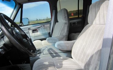 Chevrolet-CK-Pickup-3500-1984-Crew-Cab-Pickup-18