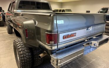 Chevrolet-CK-Pickup-3500-1984-Crew-Cab-Pickup-2