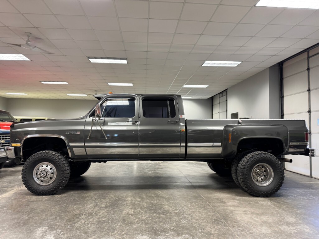 Chevrolet C/K Pickup 3500 1984 Crew Cab Pickup