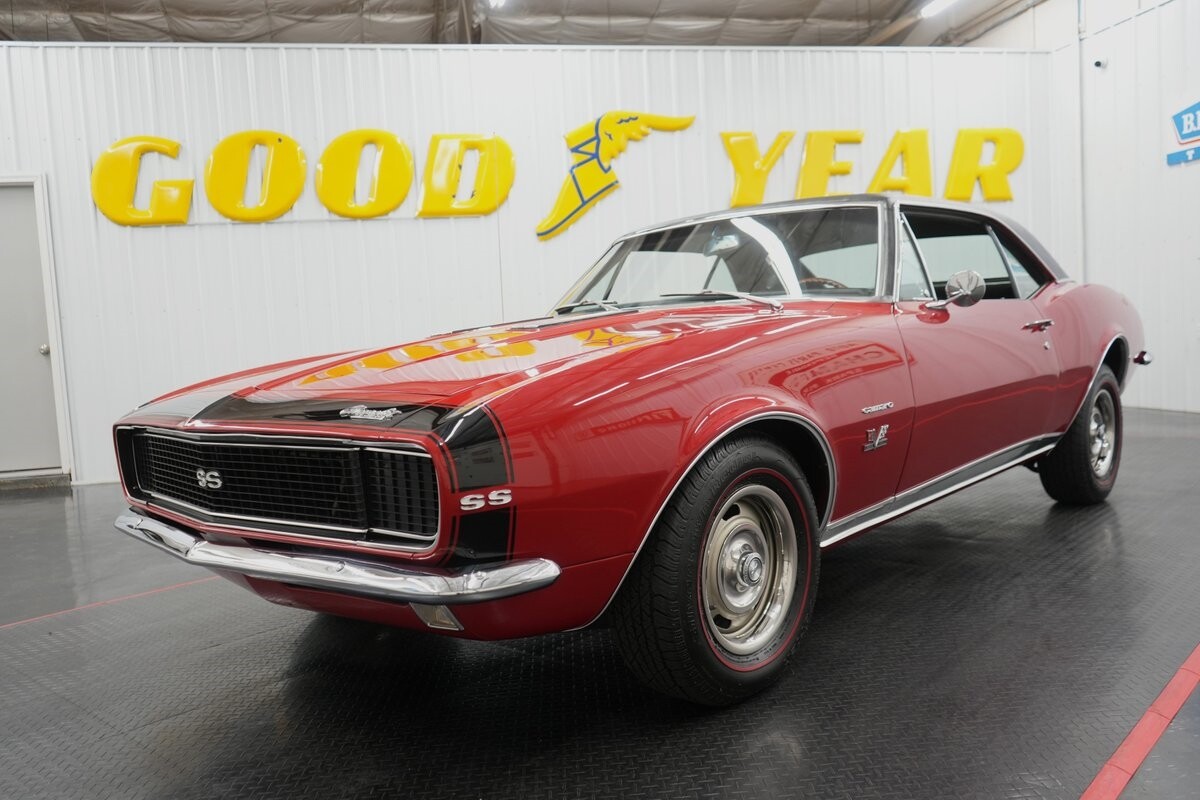 Chevrolet-Camaro-1967-1