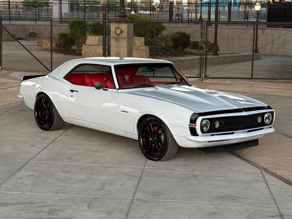 Chevrolet-Camaro-1967-1