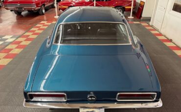 Chevrolet-Camaro-1967-2-Door-12