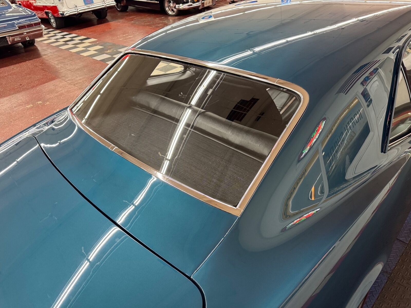 Chevrolet-Camaro-1967-2-Door-15